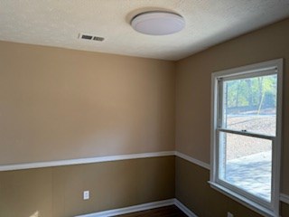 5201 Vincent Drive Columbus, GA 31907 - Photo 9 of 18 an empty room with a window