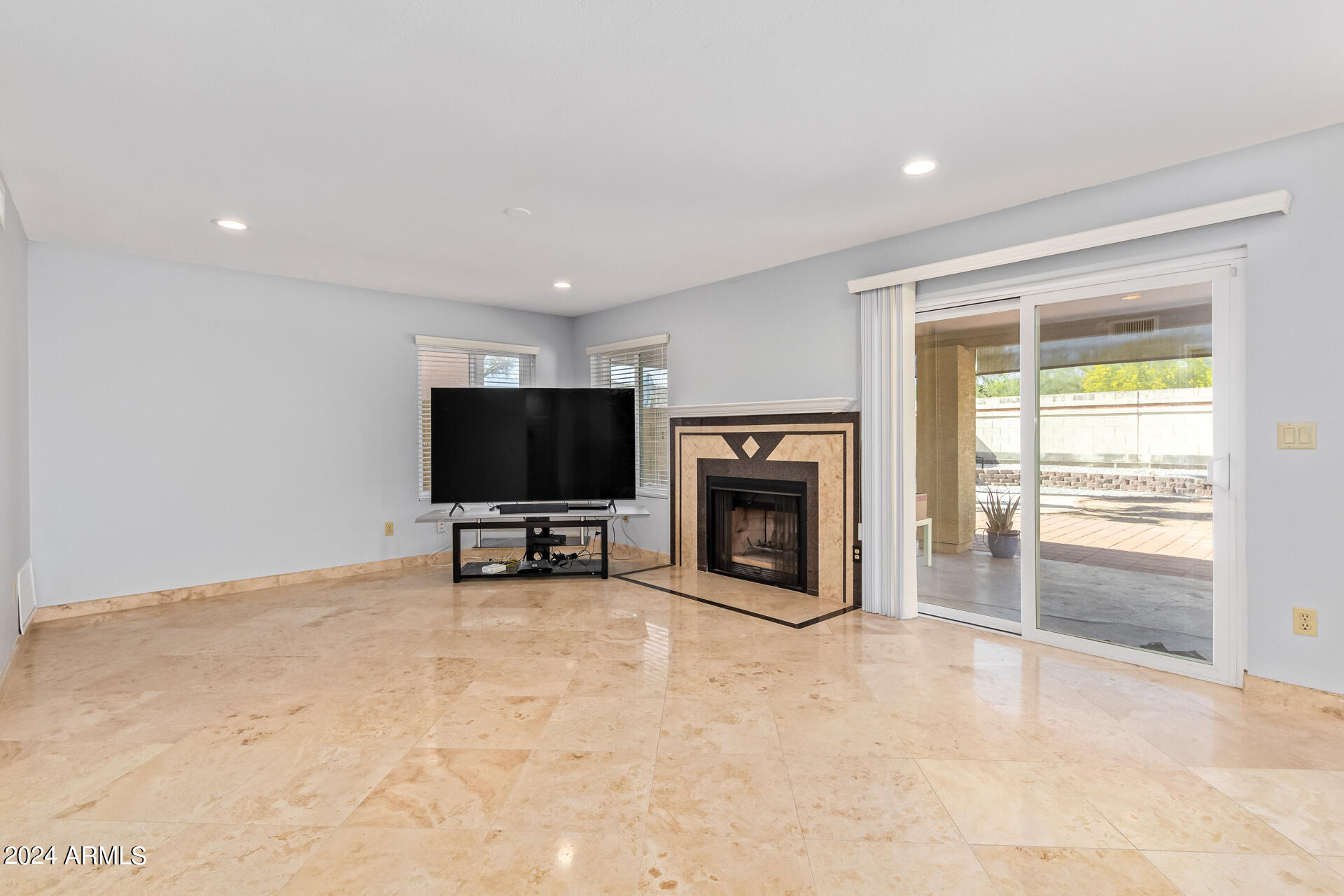 3614 East Long Lake Road Phoenix, AZ 85048 - Photo 7 of 43 09 - Long Lake