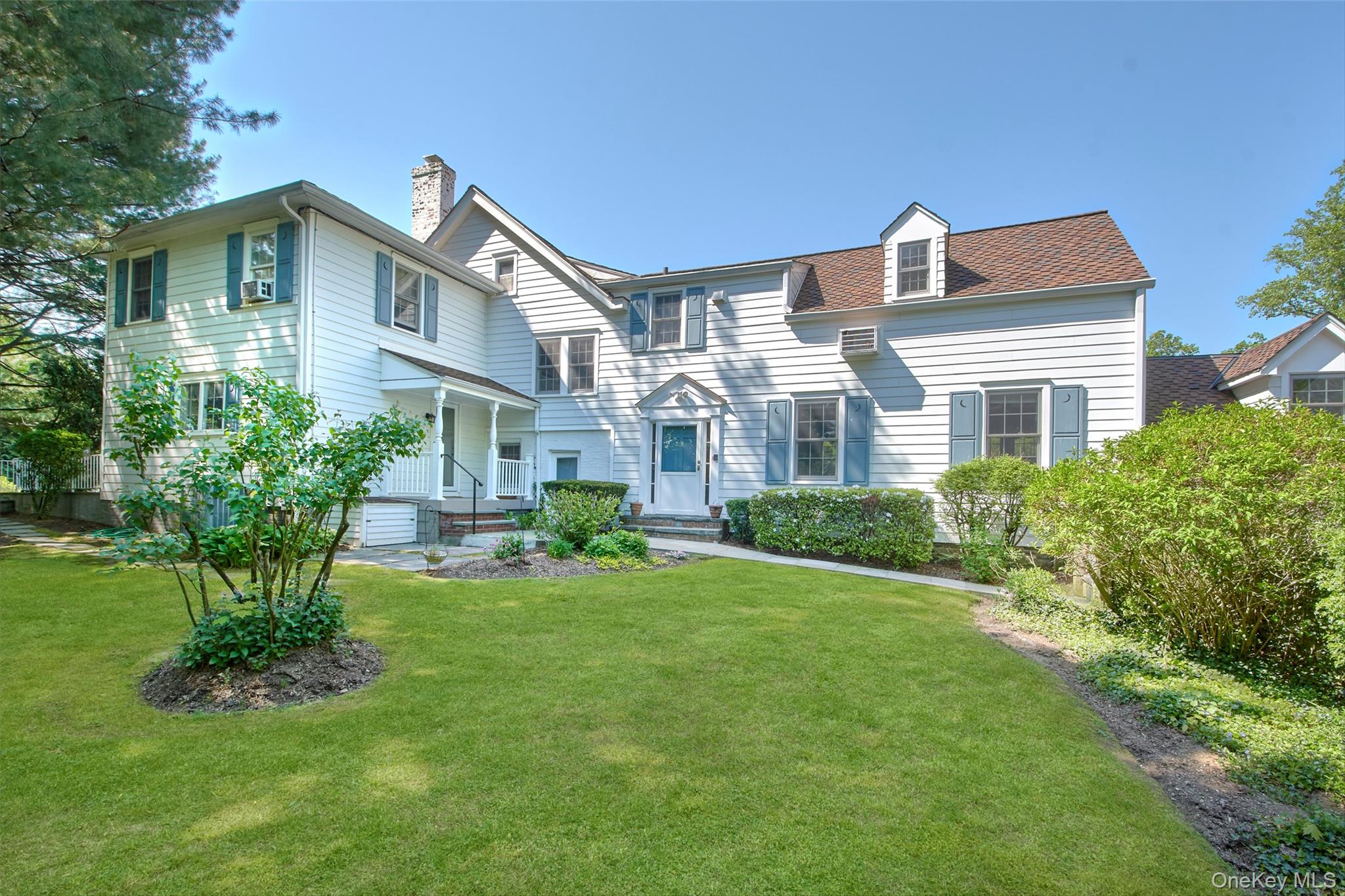 18 Puritan Road Rye, NY 10580 - Photo 4 of 29