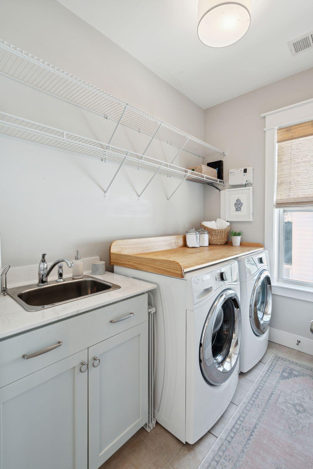 1567 Watt Pond Road Mount Pleasant, SC 29466 - Photo 40 of 56 Laundry Room
