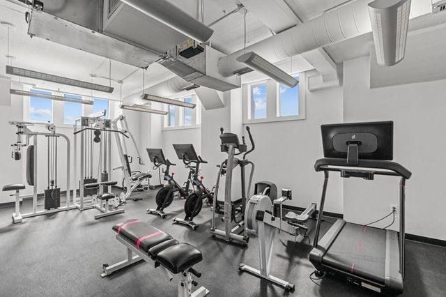 $1,150,000 | 210 South Street, Unit 64, Boston, MA 02111