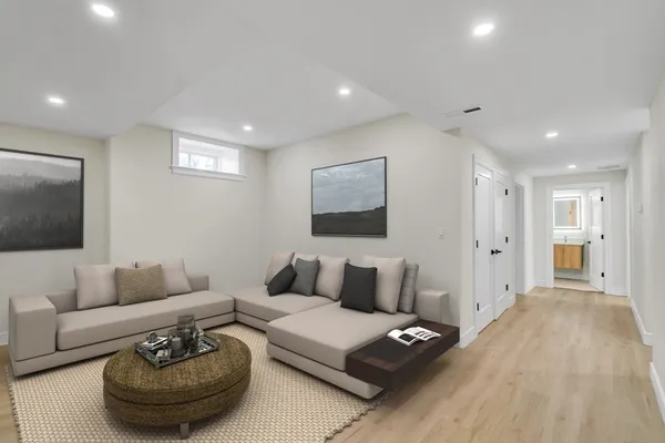 $2,395,000 | 77 Thorndike Street, Unit 1, Brookline, MA 02446
