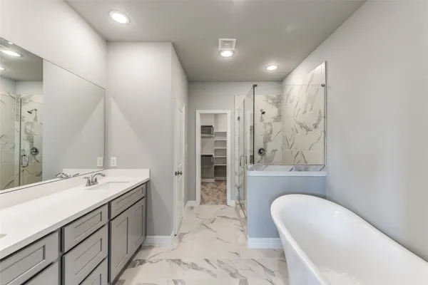 $3,250 | 605 West 24th Street, Houston, TX 77008