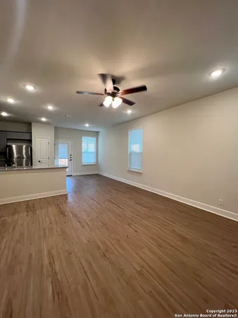 $1,595 | 7610 Gramercy Way, Unit 101, San Antonio, TX 78253