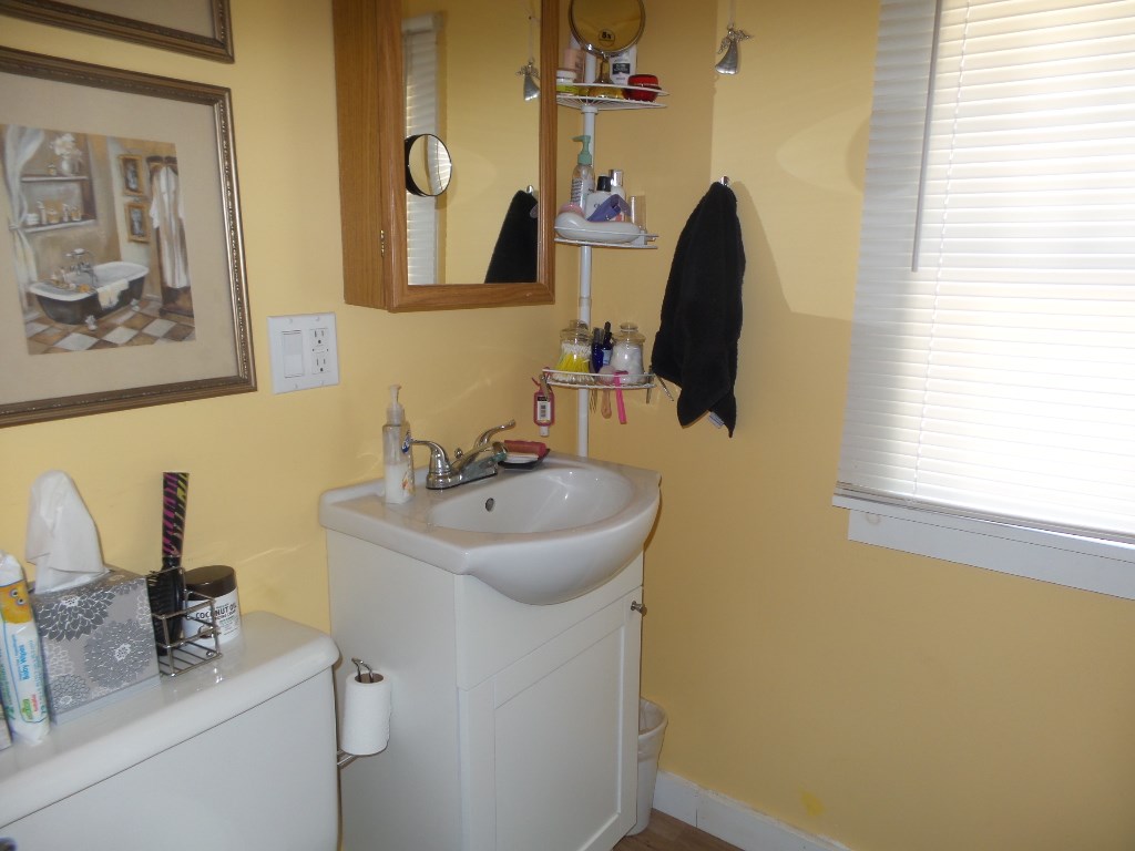283 Weirs Road Gilford, NH 03249 - Photo 17 of 31