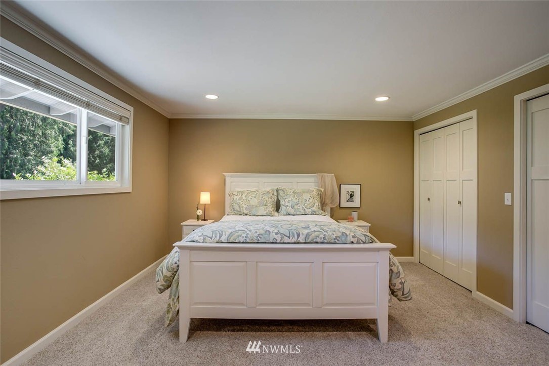 14452 157th Place Southeast Renton, WA 98059 - Photo 12 of 25 Gallery Image 12