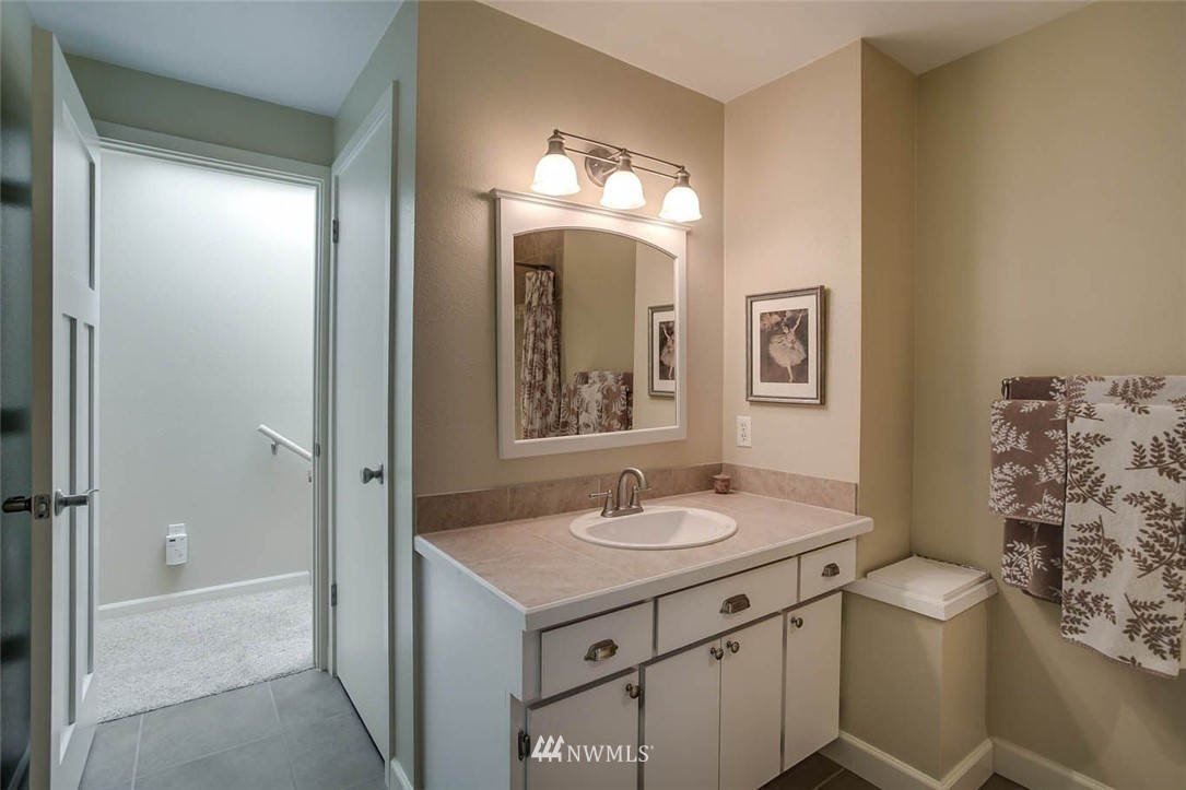 14452 157th Place Southeast Renton, WA 98059 - Photo 18 of 25 Gallery Image 18