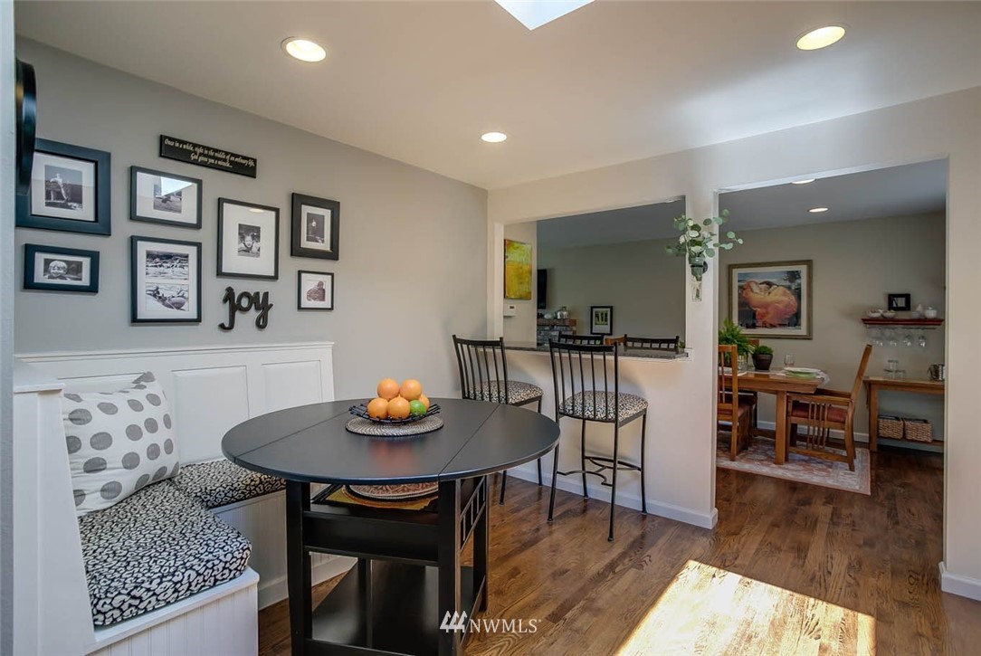 14452 157th Place Southeast Renton, WA 98059 - Photo 9 of 25 Gallery Image 9
