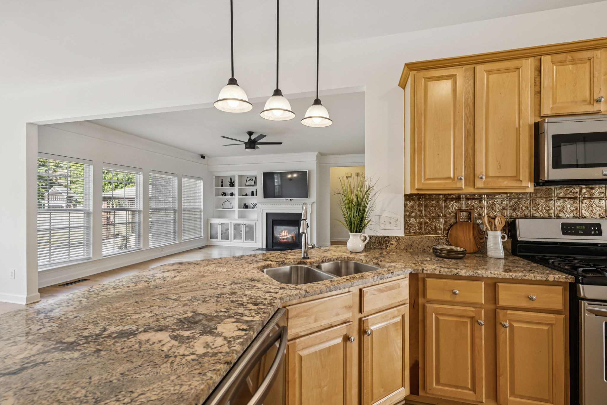 2006 Flocking Drive Spring Hill, TN 37174 - Photo 23 of 86