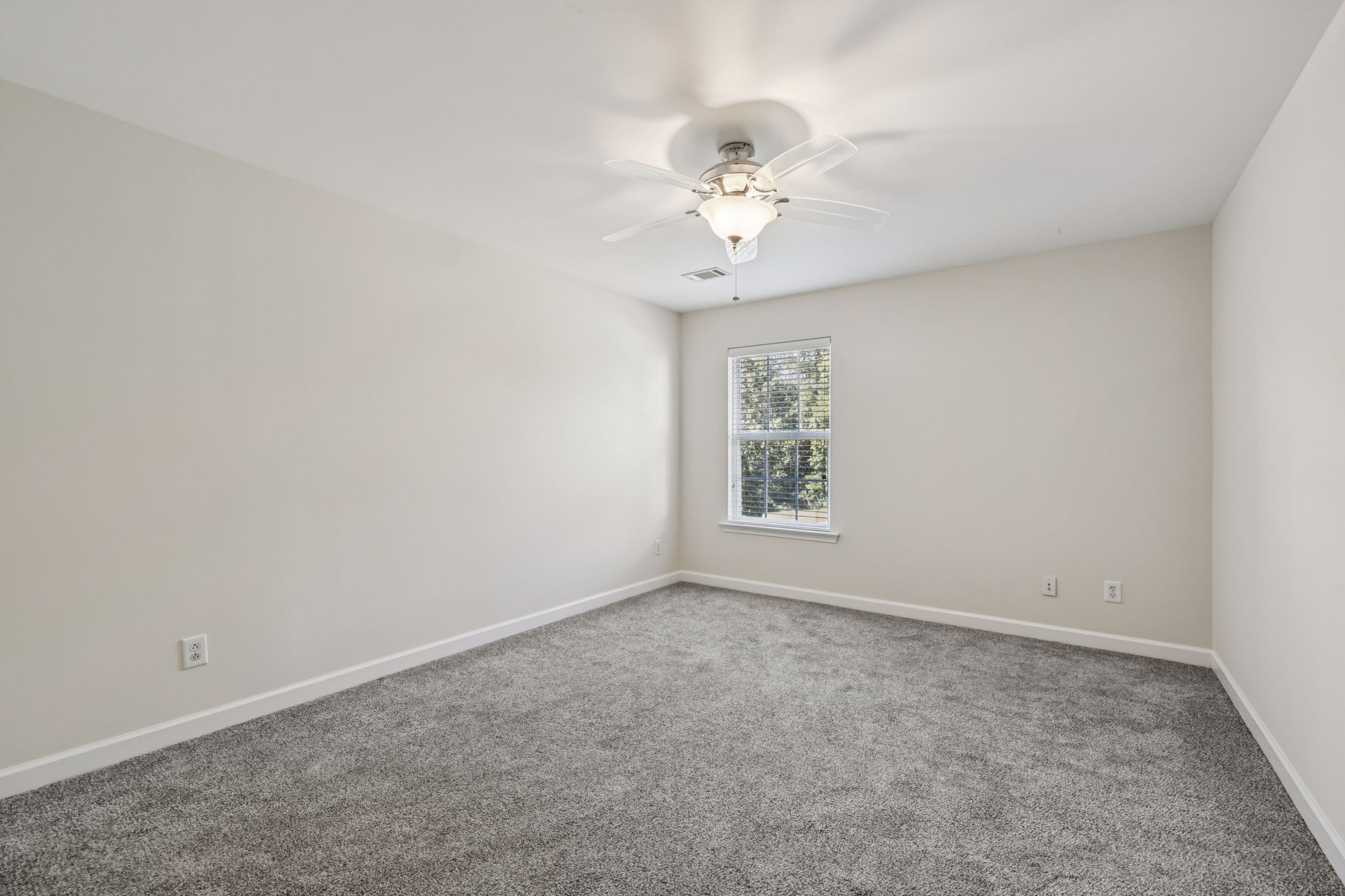 2006 Flocking Drive Spring Hill, TN 37174 - Photo 45 of 86 an empty room with a window and a fan