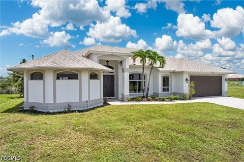 $439,900 | 519 Northeast 19th Terrace, Cape Coral, FL 33909