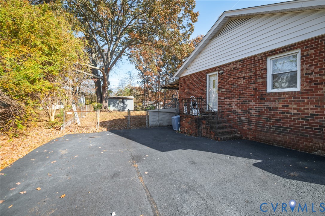 3124 West Hundred Road Chester, VA 23831 - Photo 26 of 28 a view of back yard of the house