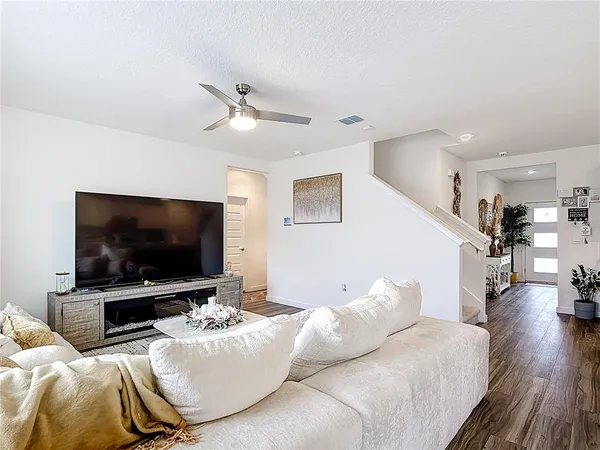 $468,900 | 4004 Malawi Trail, St. Cloud, FL 34772