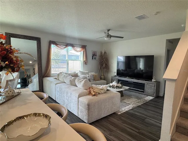 $468,900 | 4004 Malawi Trail, St. Cloud, FL 34772