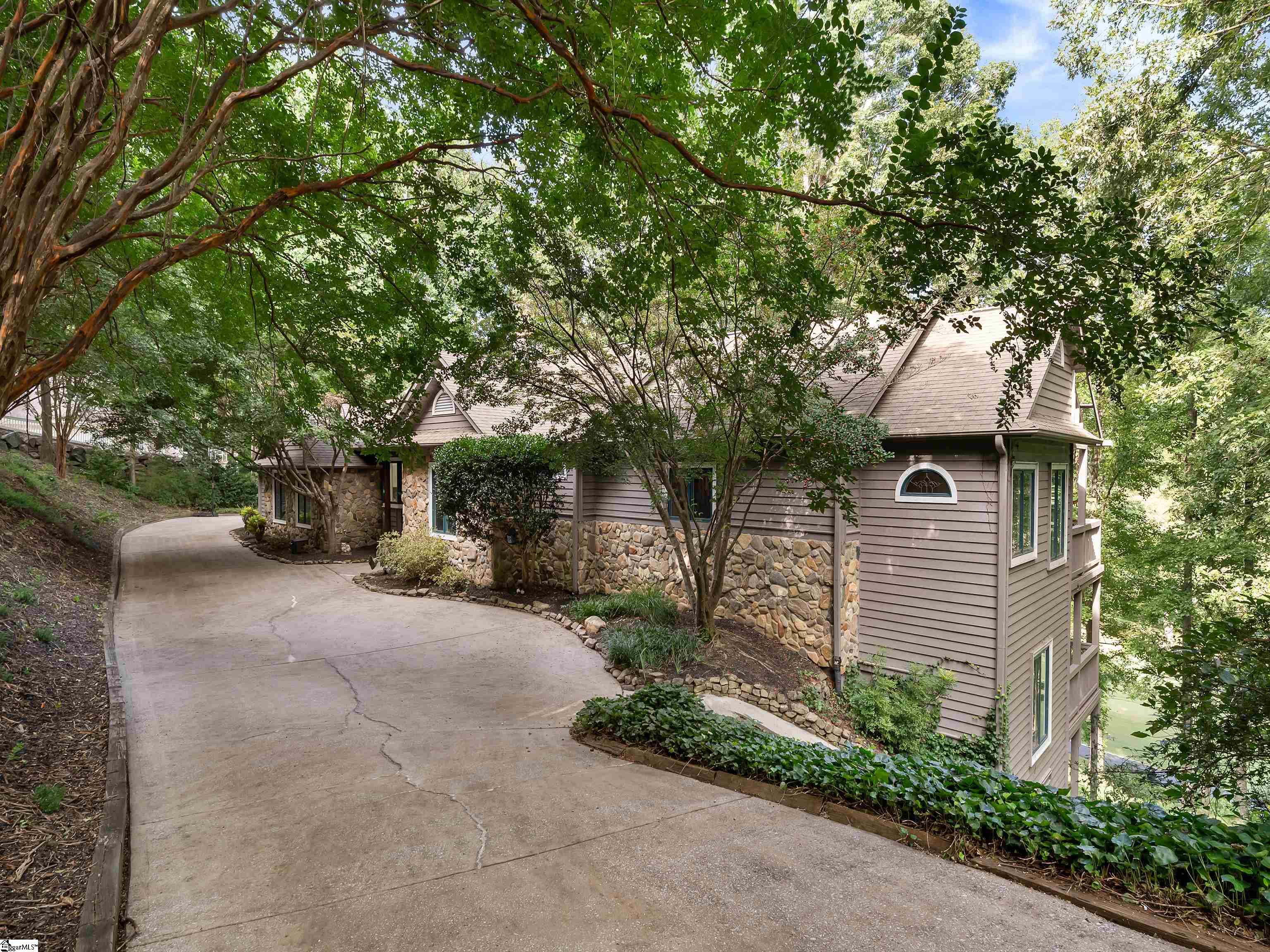 119 Foxboro Road Travelers Rest, SC 29690 - Photo 2 of 49