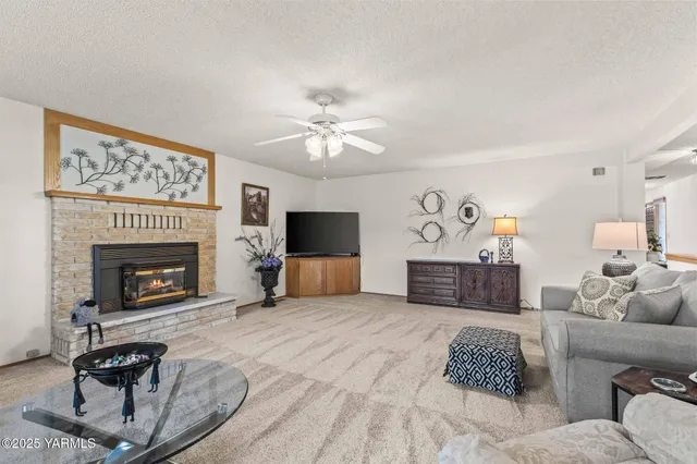 $478,000 | 101 North 48th Avenue, Unit 45B, Yakima, WA 98908