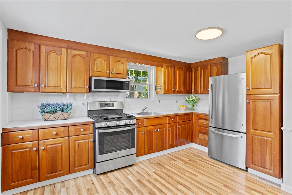40 Burns Road Marlborough, MA 01752 - Photo 12 of 42 Gallery Image 12