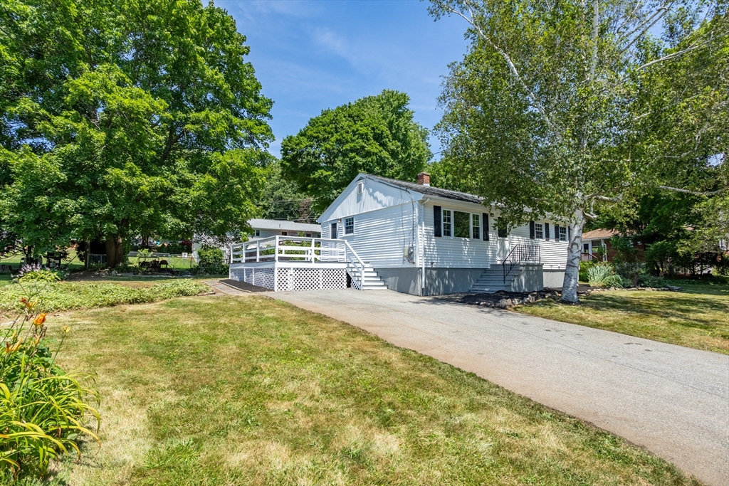 40 Burns Road Marlborough, MA 01752 - Photo 5 of 42 Gallery Image 5