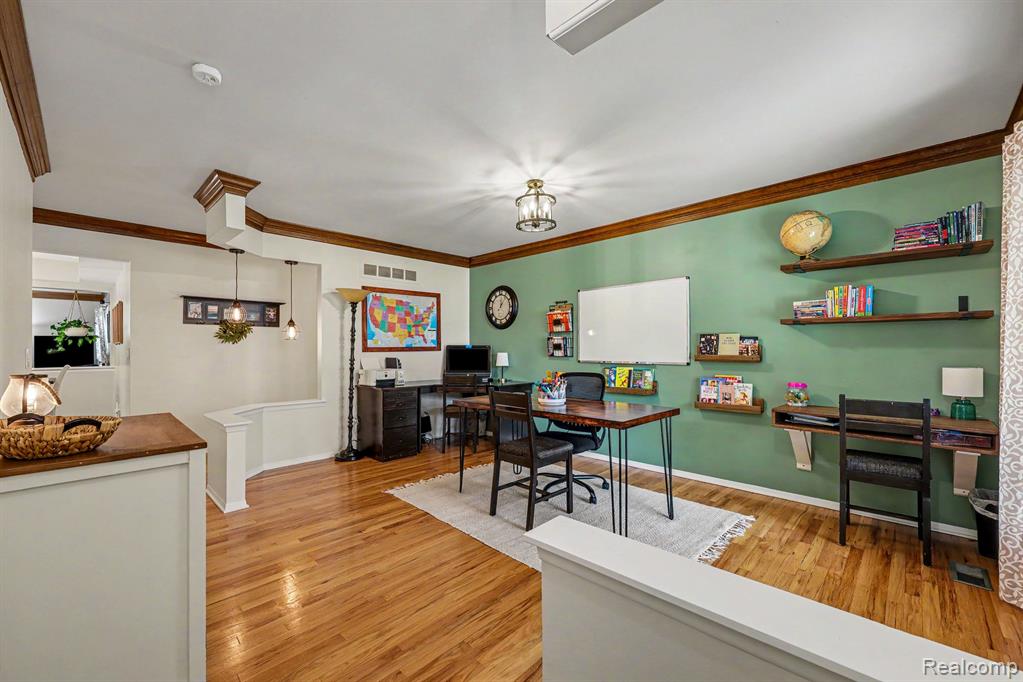 47391 Kathleen Road Macomb, MI 48044 - Photo 6 of 25