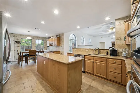 $480,000 | 3316 Windfern Drive, Pearland, TX 77581
