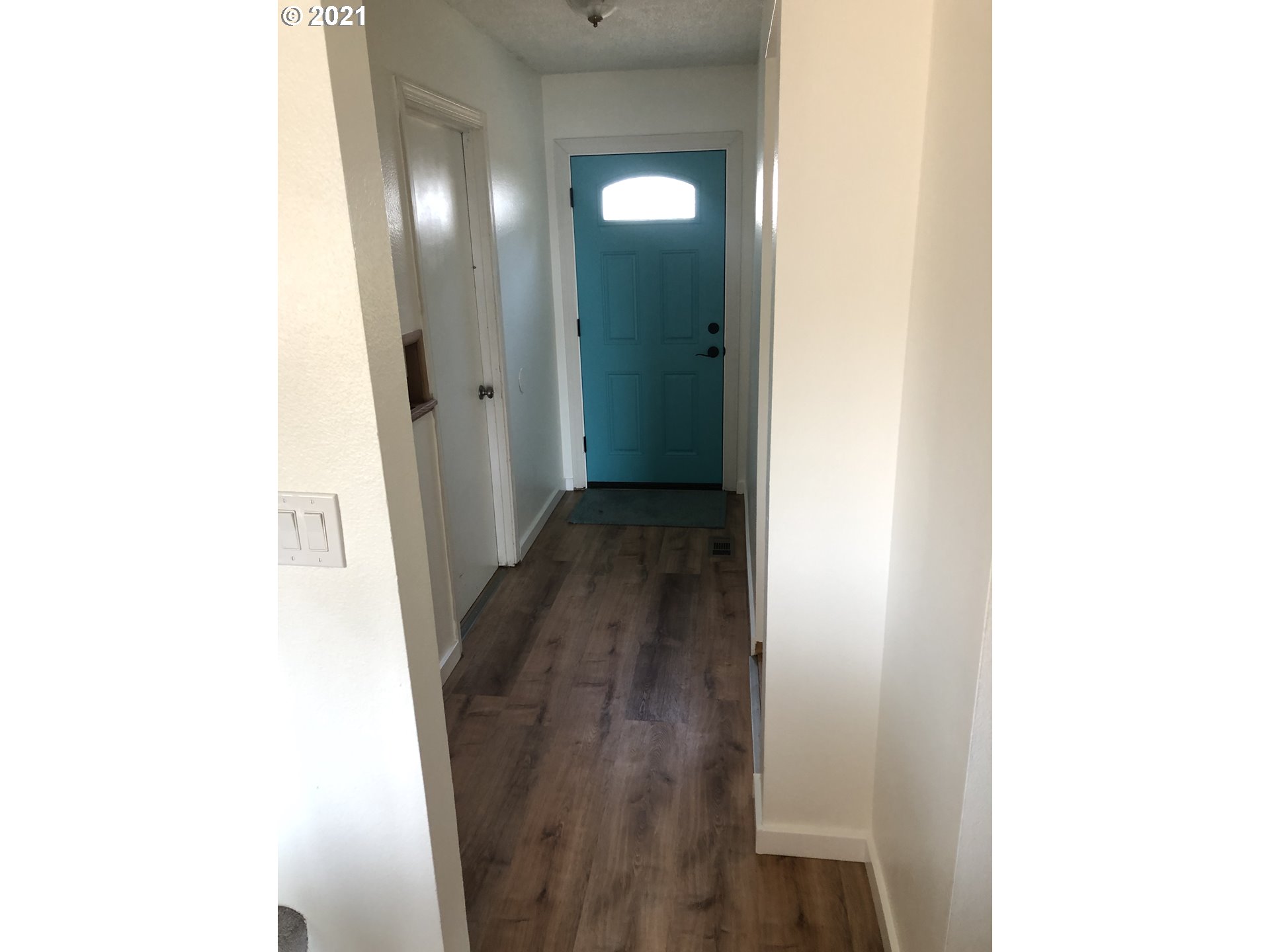 1825 Southwest Runnion Place Pendleton, OR 97801 - Photo 2 of 30