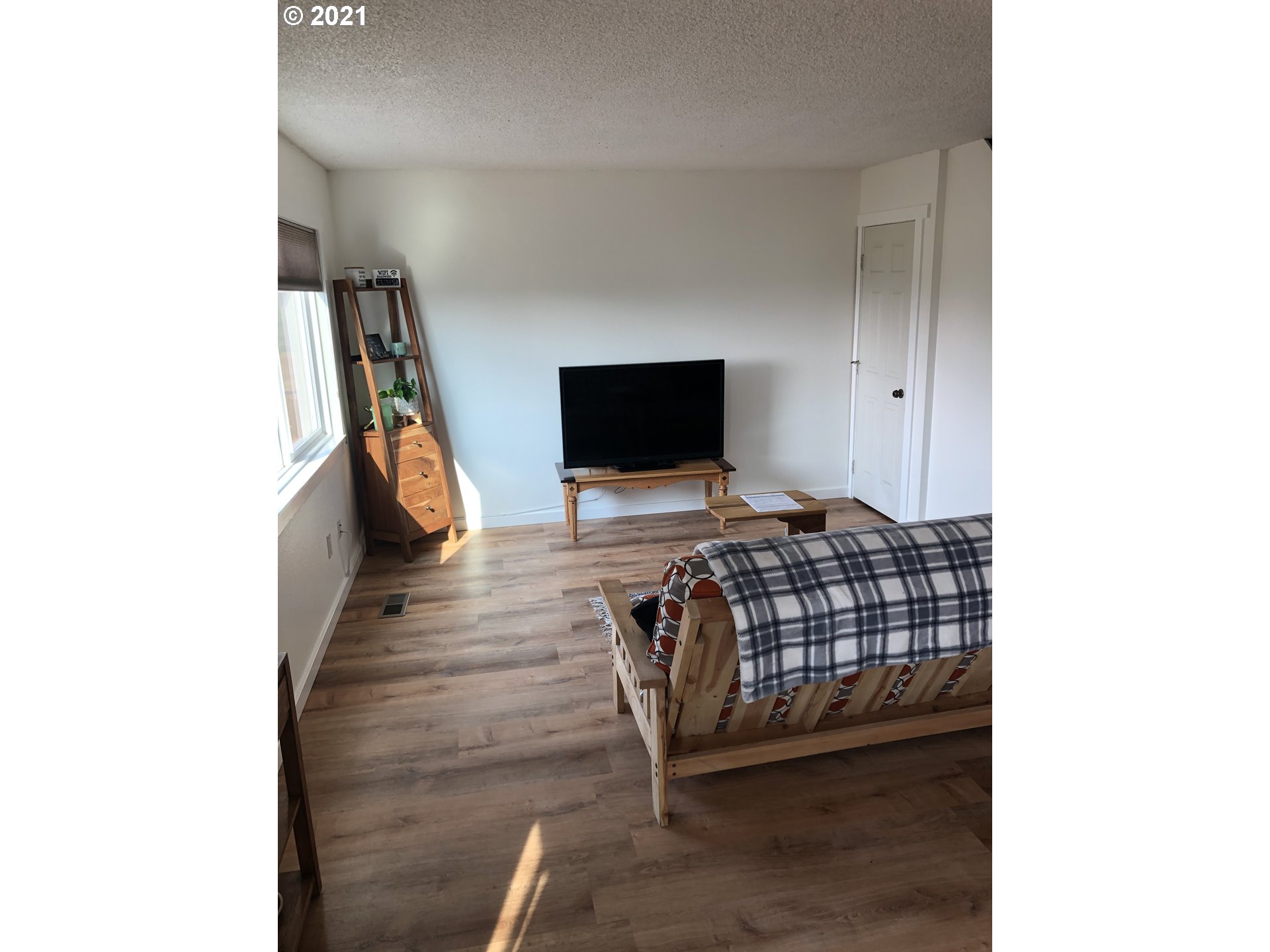 1825 Southwest Runnion Place Pendleton, OR 97801 - Photo 10 of 30