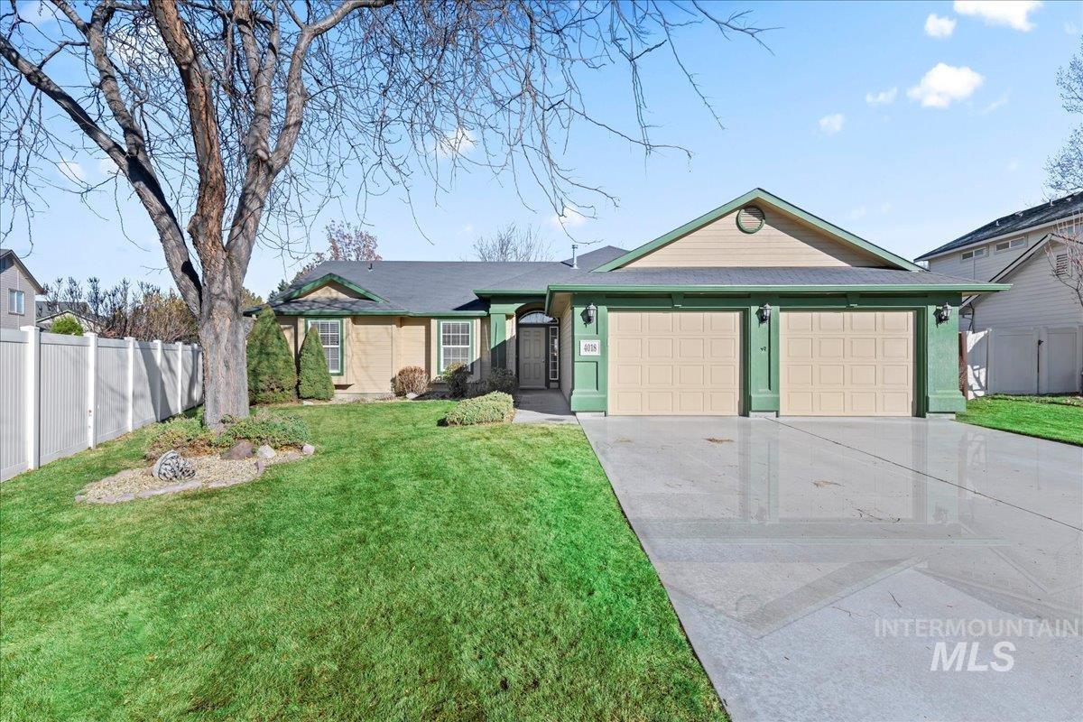 4018 East Indigo Court Nampa, ID 83687 - Photo 1 of 29