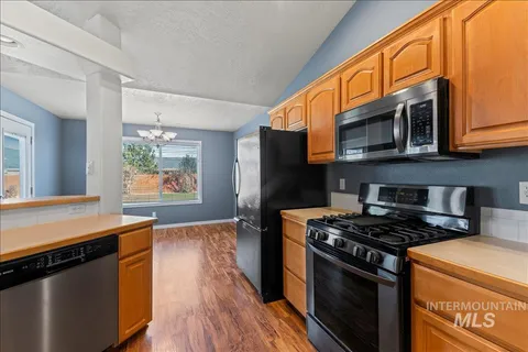 $385,000 | 4018 East Indigo Court, Nampa, ID 83687