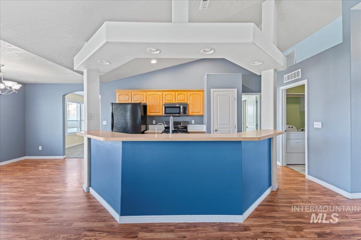 4018 East Indigo Court Nampa, ID 83687 - Photo 8 of 29