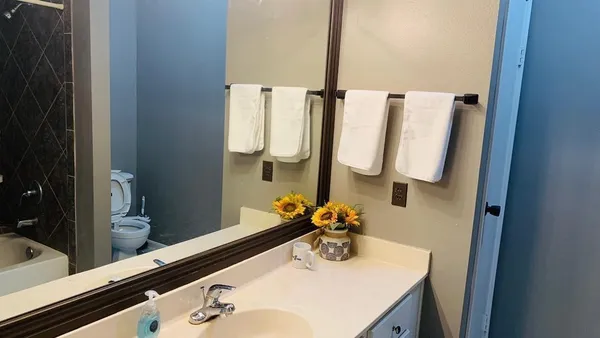 $1,400 | 3100 Walnut Bend Lane, Unit 309, Houston, TX 77042