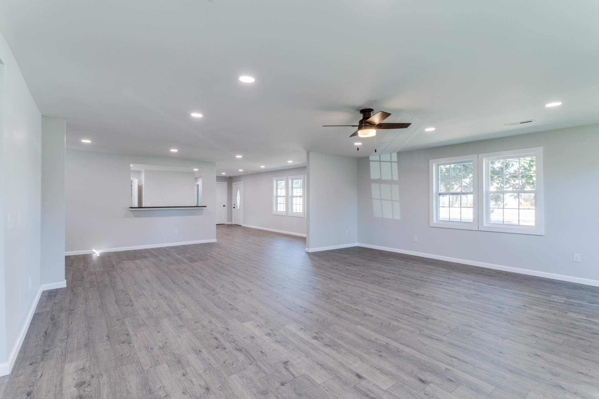 401 3rd Avenue North Decherd, TN 37324 - Photo 36 of 52