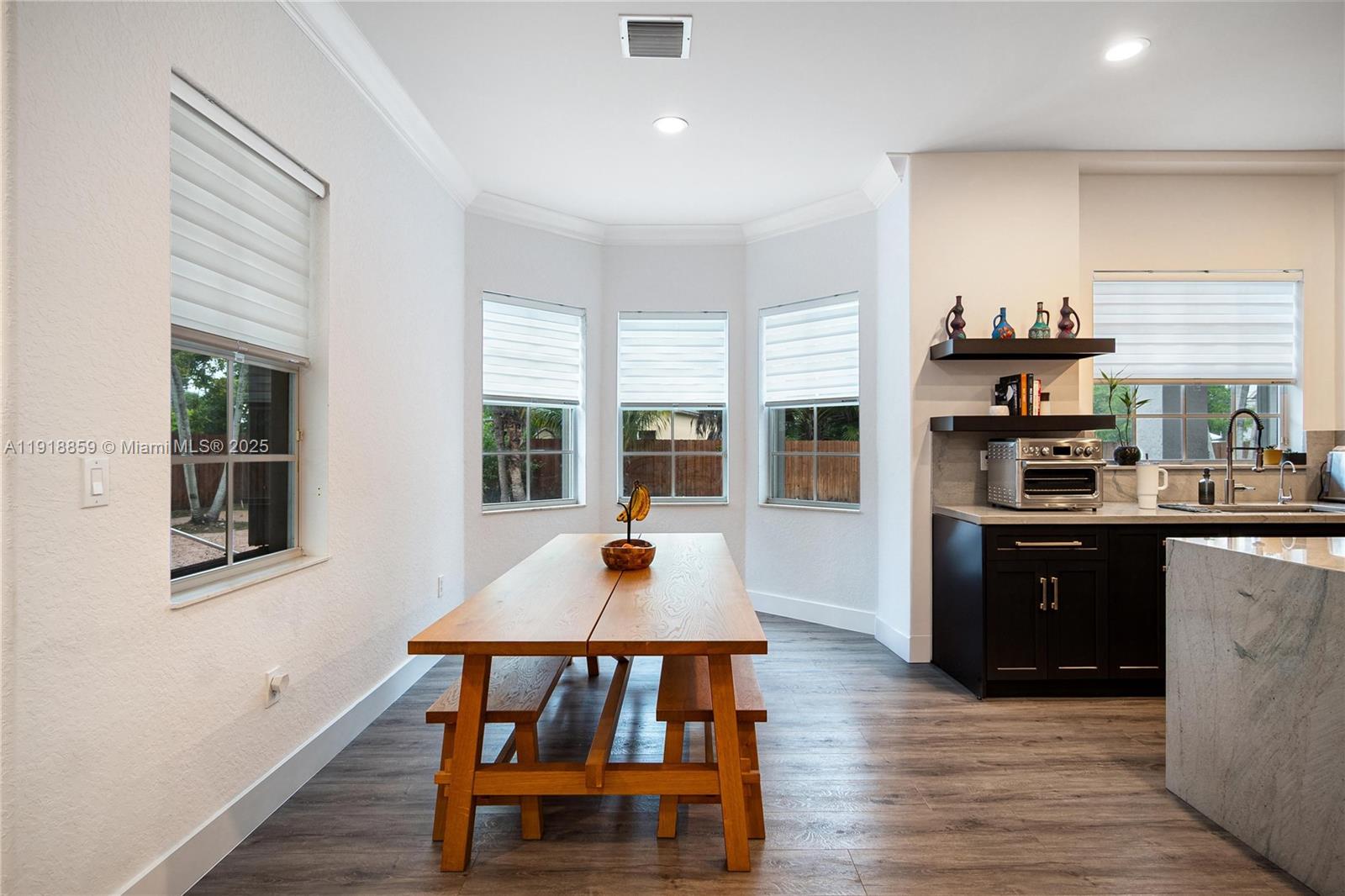 7202 Southwest 123rd Place Miami, FL 33183 - Photo 11 of 42