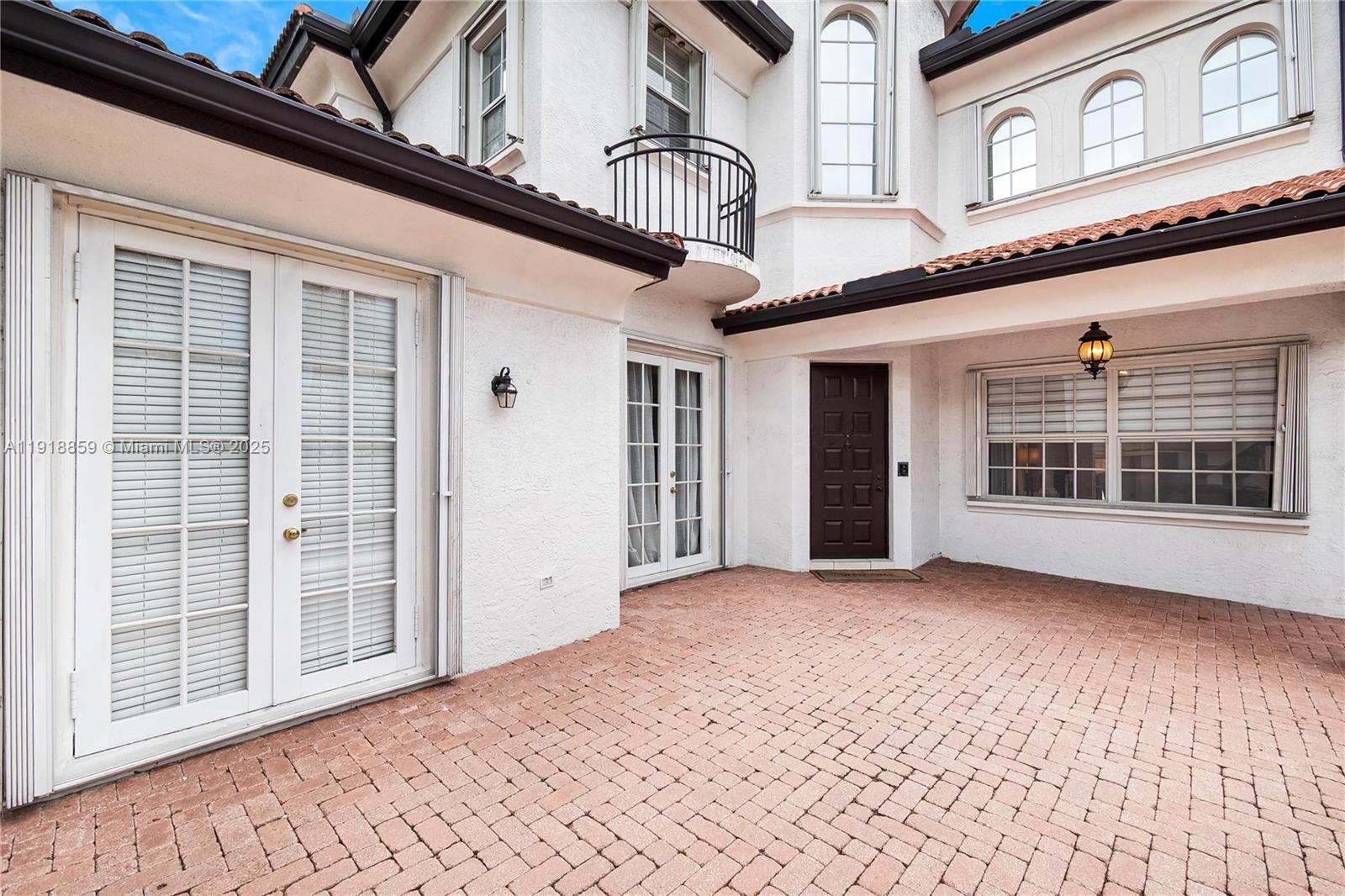 7202 Southwest 123rd Place Miami, FL 33183 - Photo 3 of 42