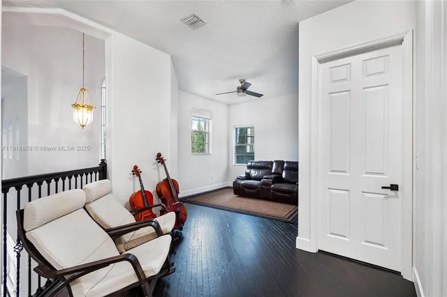 $1,900,000 | 7202 Southwest 123rd Place, Miami, FL 33183