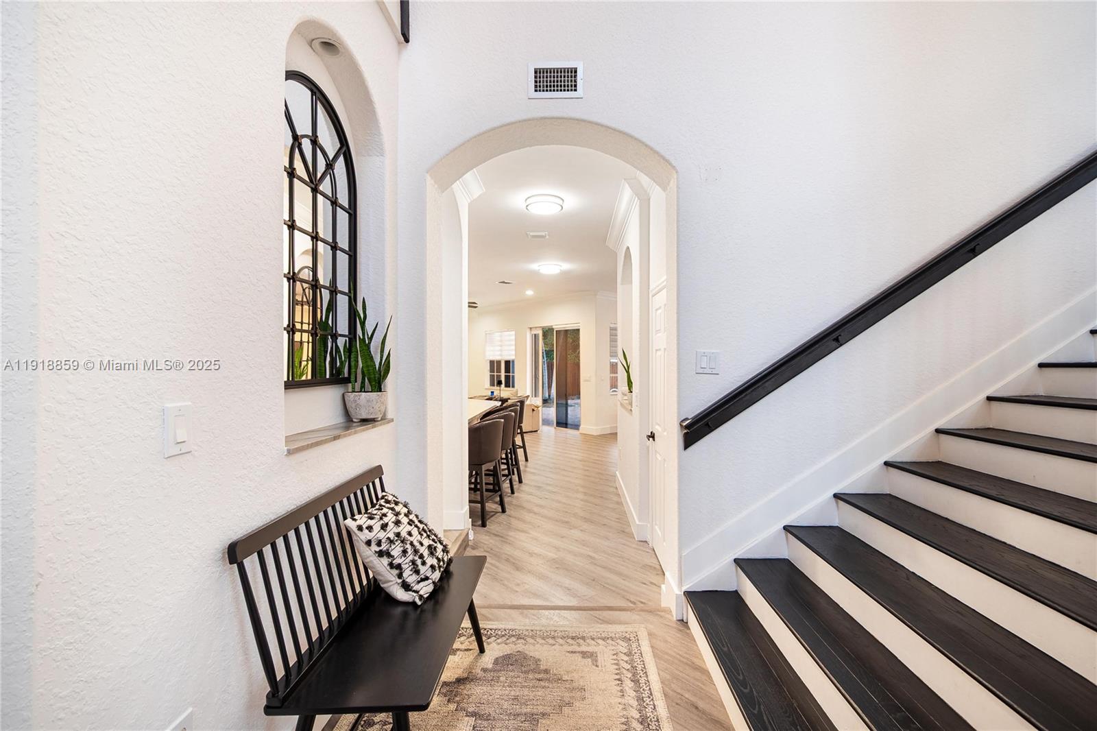 7202 Southwest 123rd Place Miami, FL 33183 - Photo 4 of 42