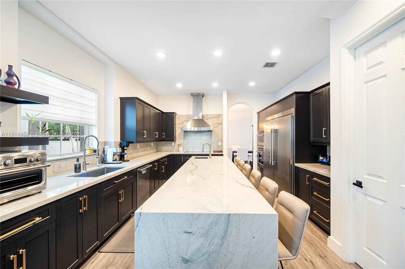 7202 Southwest 123rd Place Miami, FL 33183 - Photo 8 of 42