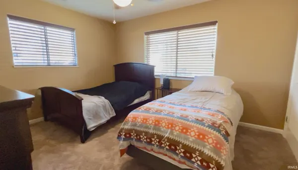 $390,000 | 712 Maple Lane, Newburgh, IN 47630