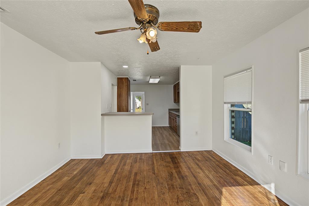 709 North Rusk Street Weatherford, TX 76086 - Photo 4 of 31 Gallery Image 4