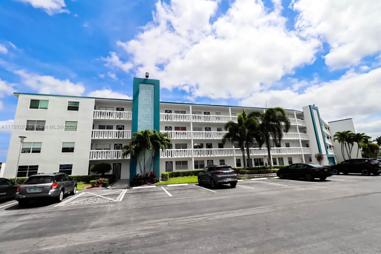 3035 Exeter, Unit 3035 Boca Raton, FL 33434 - Photo 1 of 35