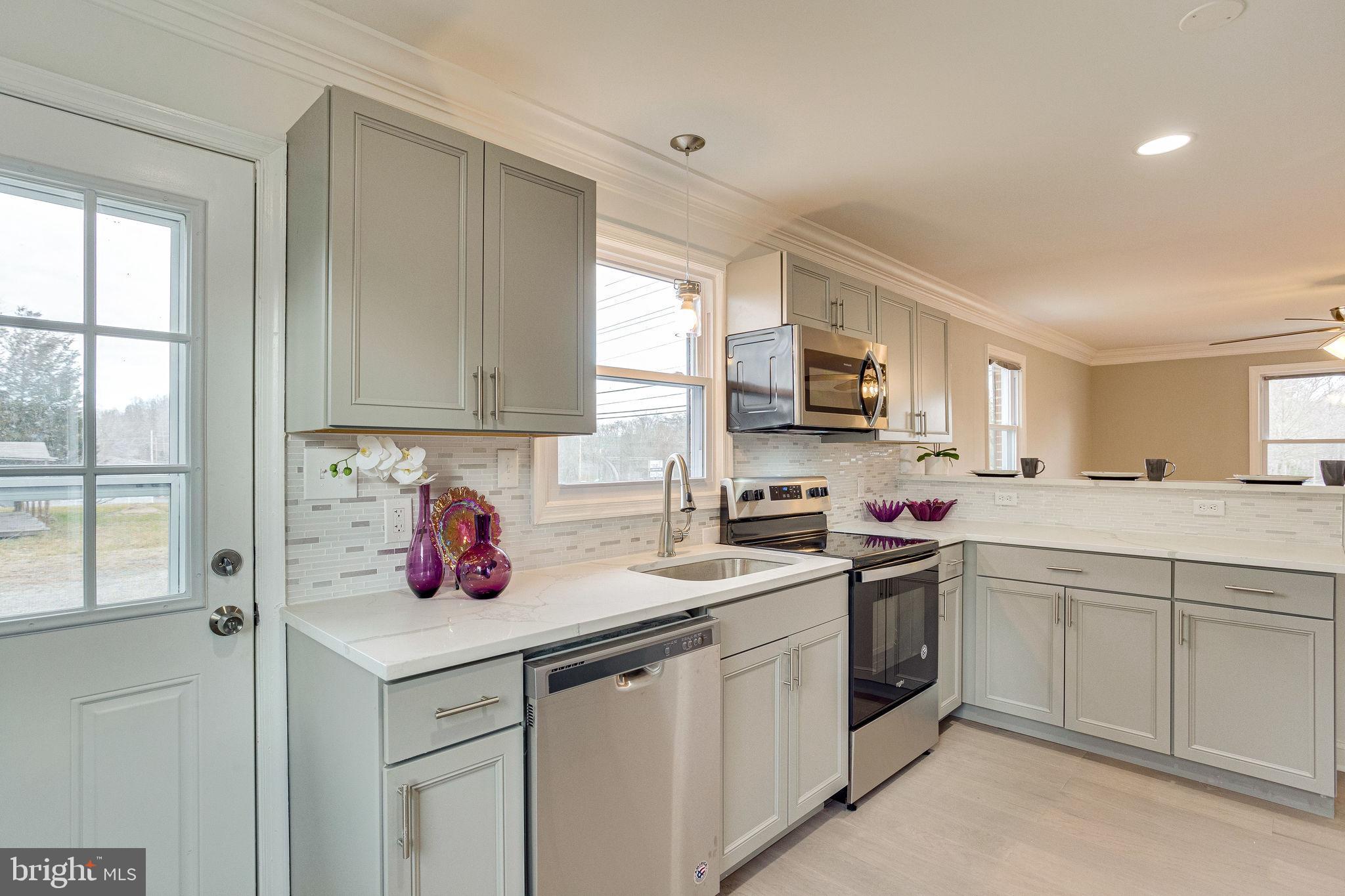 2254 Solomons Island Road Huntingtown, MD 20639 - Photo 3 of 58
