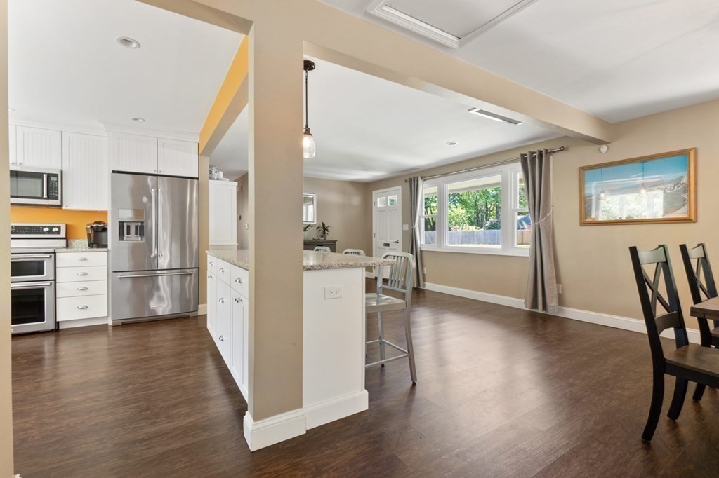 13 Cherry Road Beverly, MA 01915 - Photo 5 of 33 Gallery Image 5