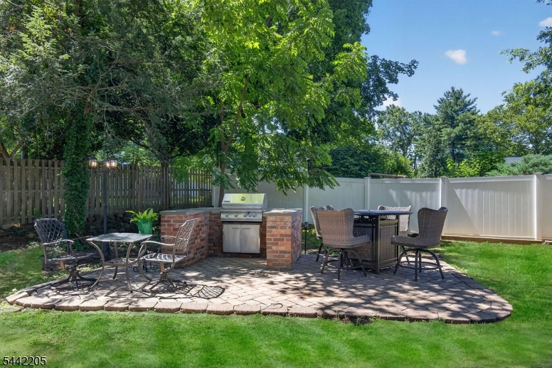 2160 Raritan Road Scotch Plains, NJ 07076 - Photo 25 of 33