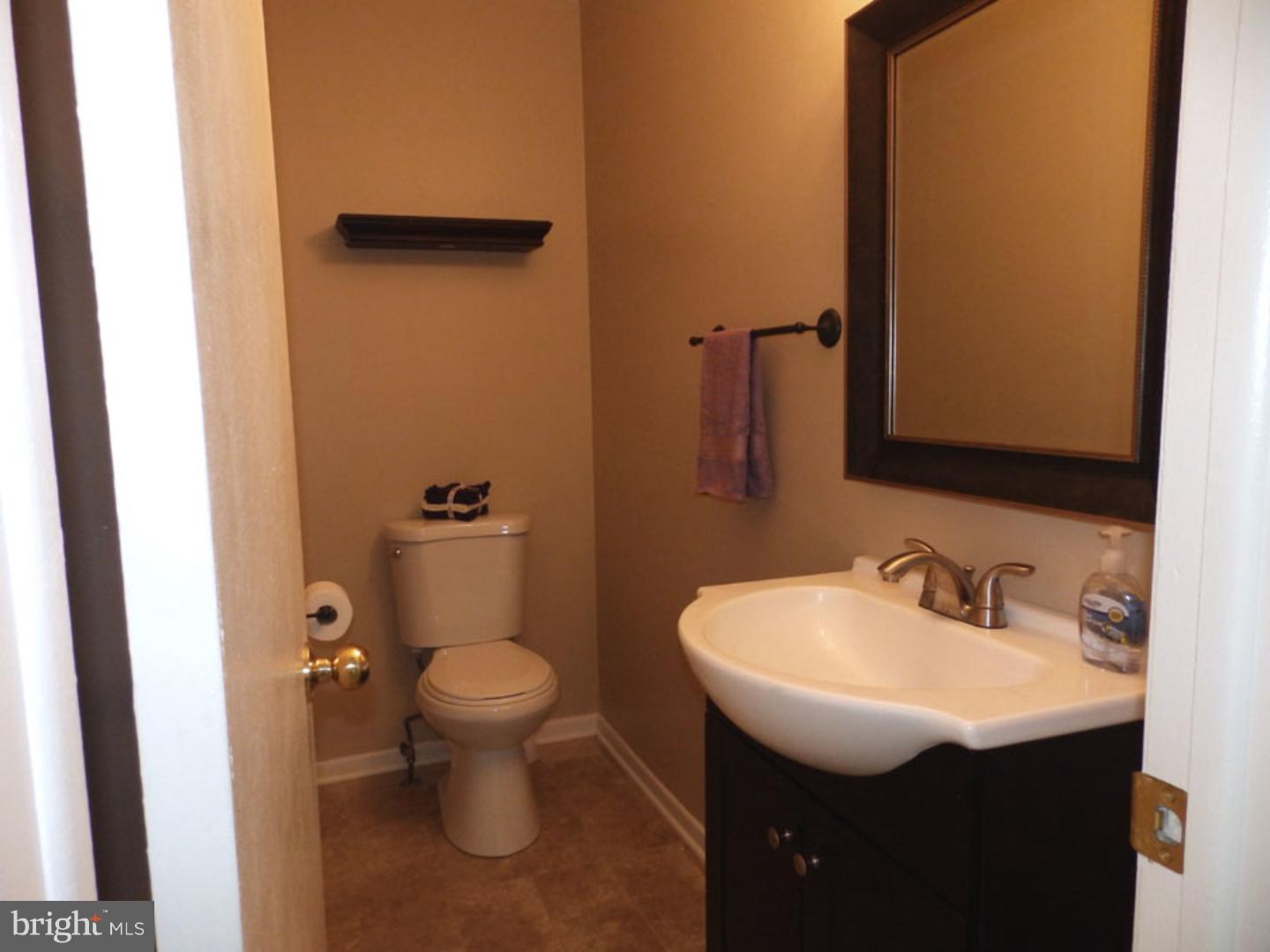 134 Probasco Road East Windsor, NJ 08520 - Photo 7 of 15 Gallery Image 7
