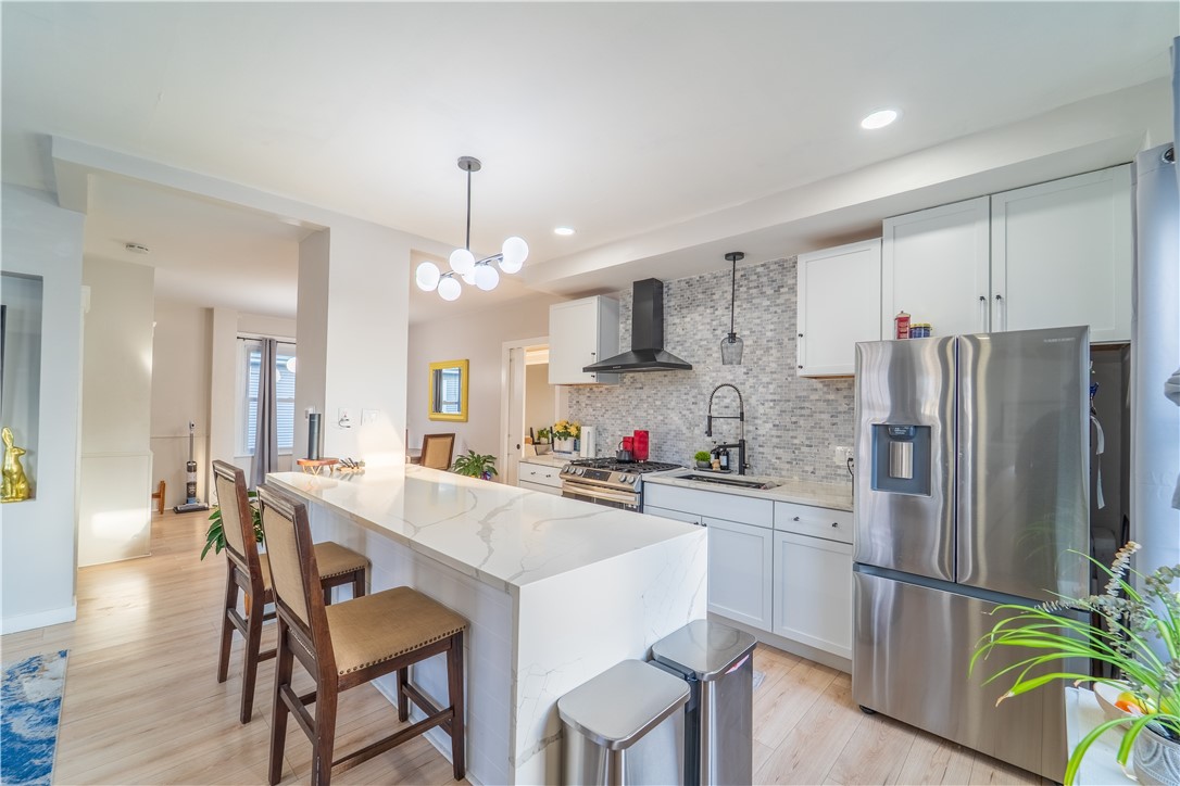 133 Chaplin Street Pawtucket, RI 02861 - Photo 4 of 23