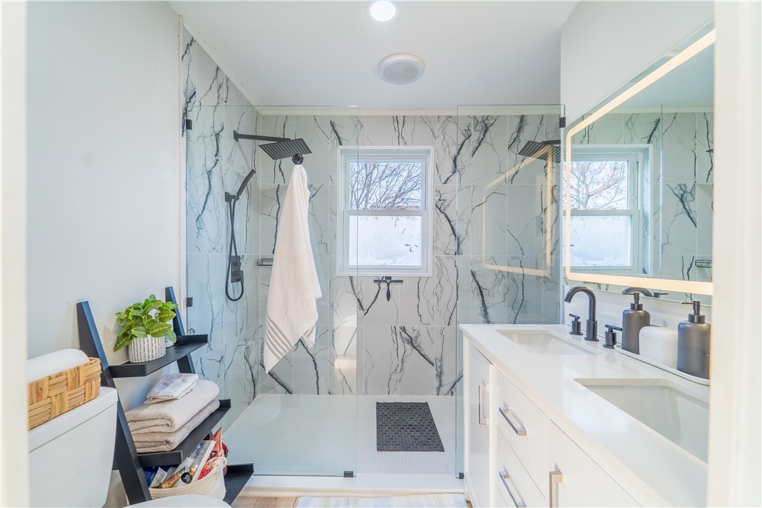 133 Chaplin Street Pawtucket, RI 02861 - Photo 9 of 23