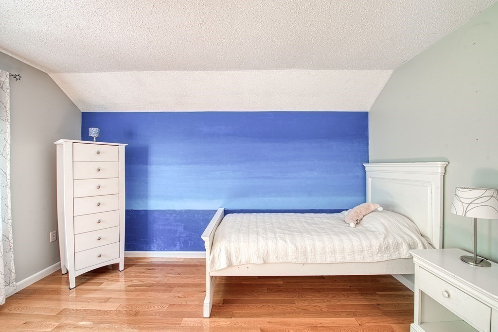 27 Manns Hill Road Sharon, MA 02067 - Photo 20 of 34 Gallery Image 20