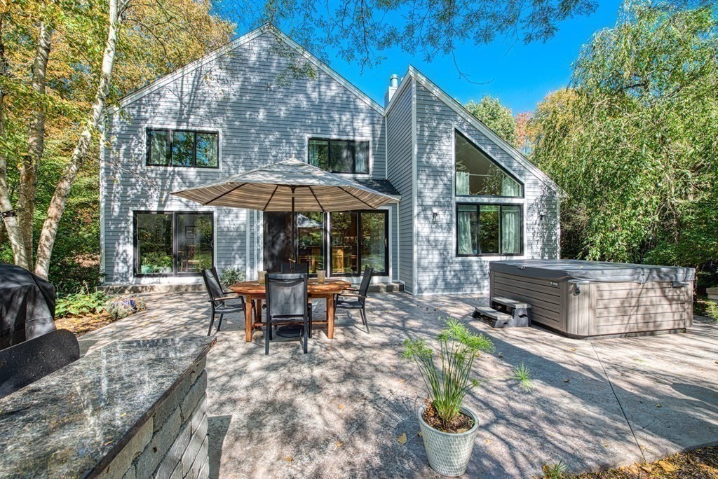 27 Manns Hill Road Sharon, MA 02067 - Photo 33 of 34 Gallery Image 33