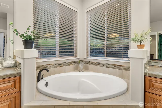 $940,000 | 6102 49th Trail Northwest, Olympia, WA 98502