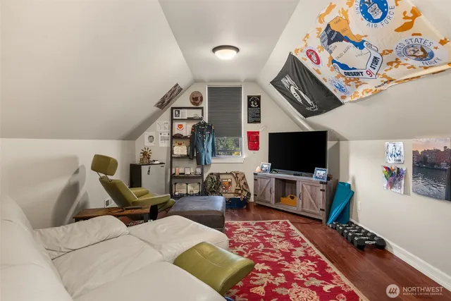 $940,000 | 6102 49th Trail Northwest, Olympia, WA 98502