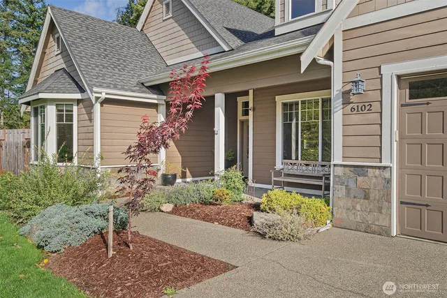 $940,000 | 6102 49th Trail Northwest, Olympia, WA 98502